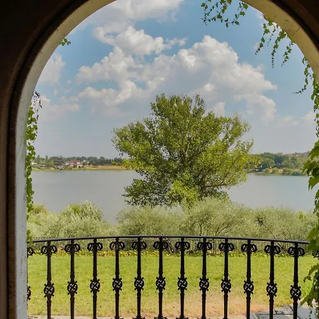 Charming In With Private Pool * Nepi
