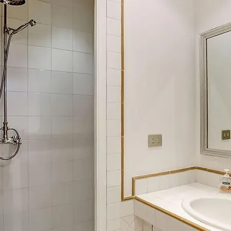 Villa Charming In With Private Pool