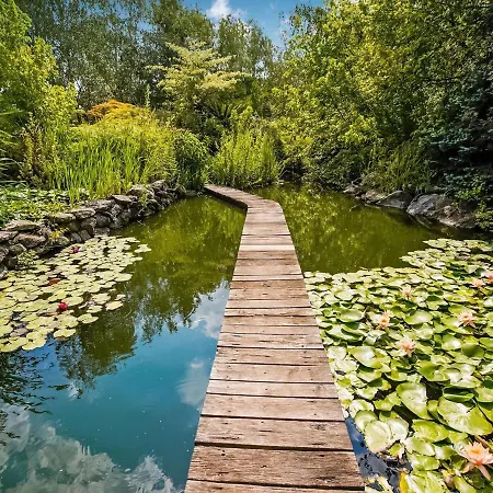 Charming In With Private Pool * Nepi
